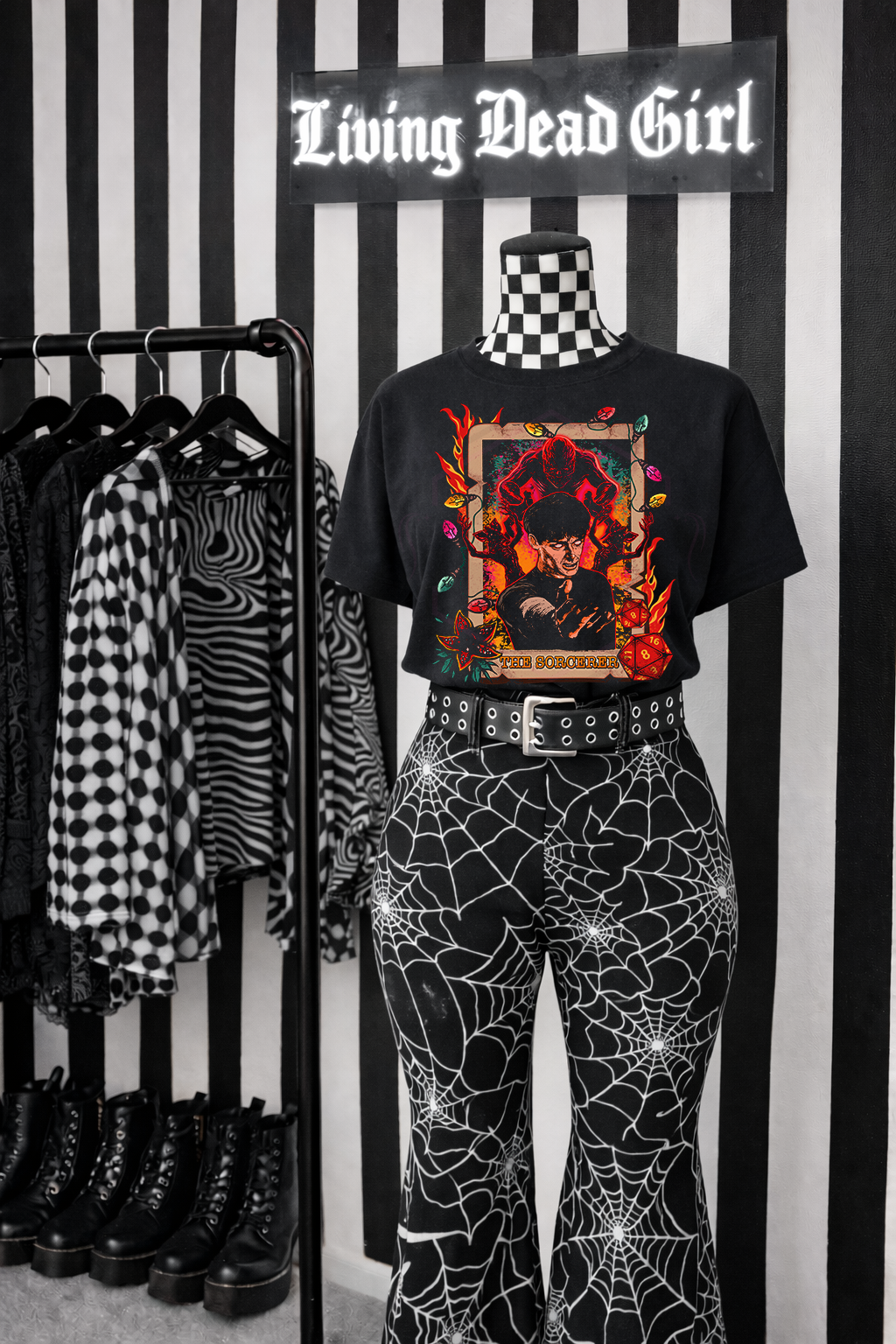 Black T-shirt | The sorcerer