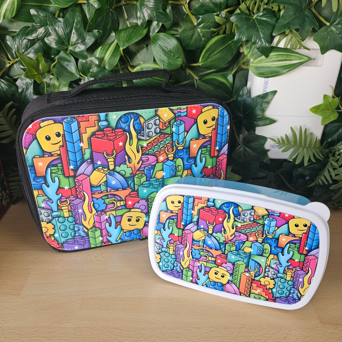 Lunch Bag & Lunch Box | Building blocks design