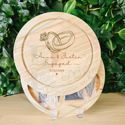 Cheeseboard | Engagement | Swivel Cheeseboard with utensils