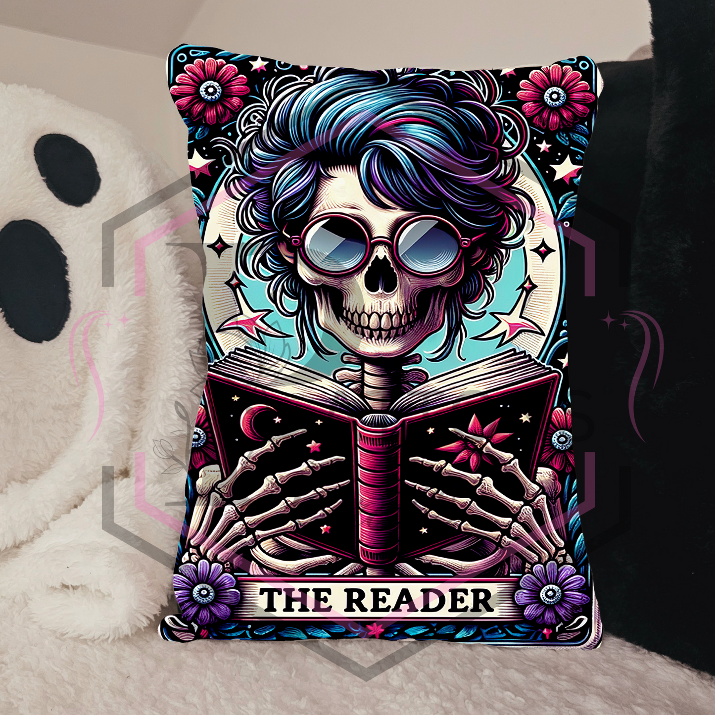 Cushion | Tarot card cushion | The Reader