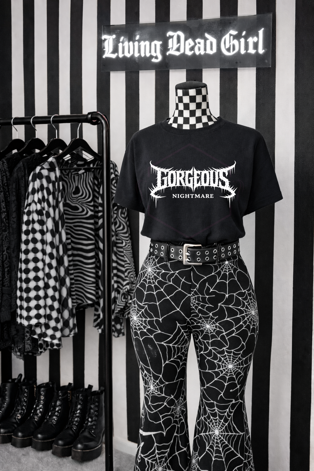 Black T-shirt | Gorgeous nightmare