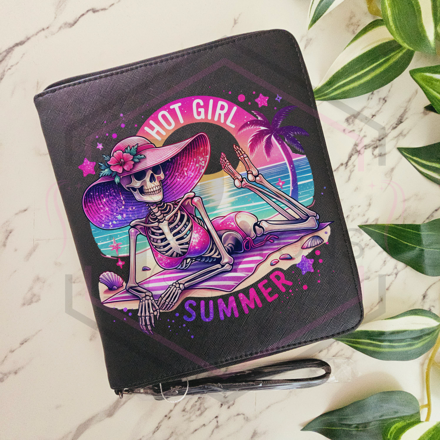 Travel Organiser | Hot Girl Summer | Document | Tech Organiser