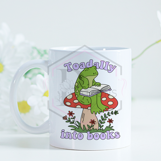 11oz Mug | Toadadly into books